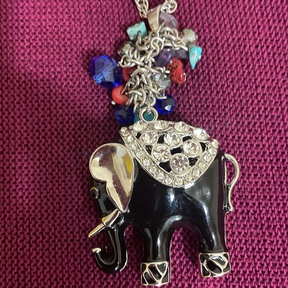 Elephant Necklace - Picture 3 of 5